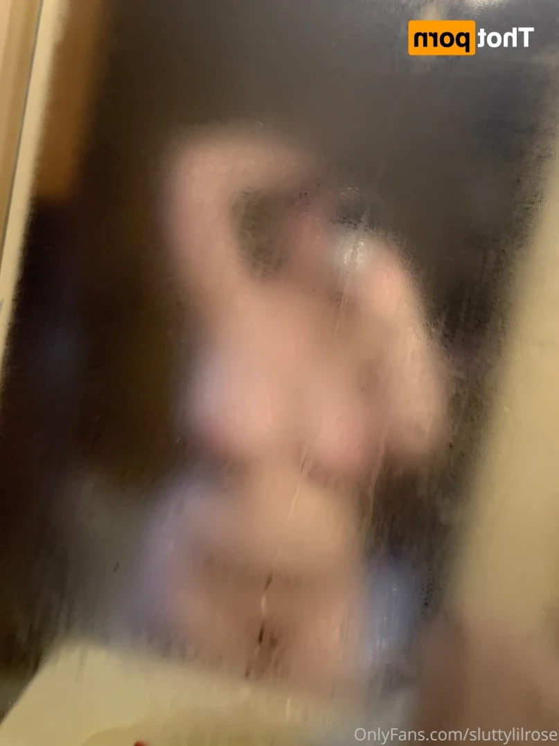 Rose 🌹 [ sluttylilrose ] Onlyfans leaked photo 15656489 on Hotleaks.tv