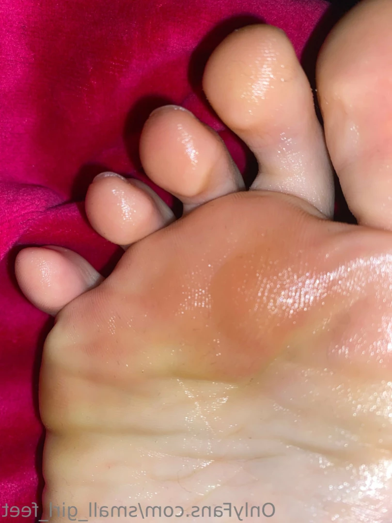 small_girl_feet Onlyfans leaked photo 11586767 on Hotleaks.tv
