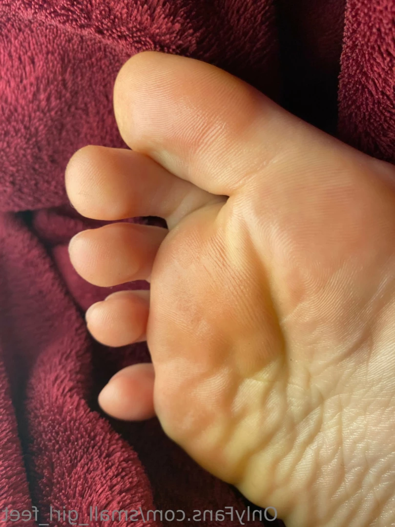small_girl_feet Onlyfans leaked photo 11586980 on Hotleaks.tv