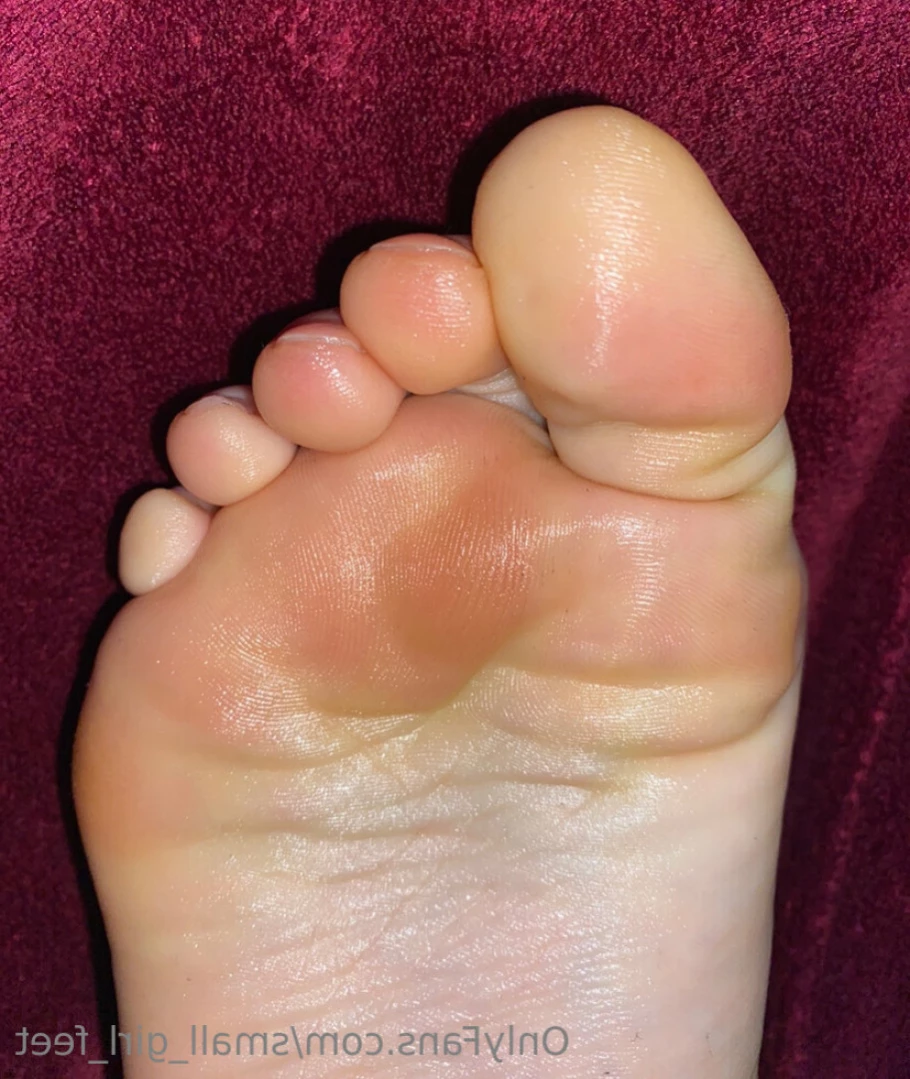 small_girl_feet Onlyfans leaked photo 11979120 on Hotleaks.tv