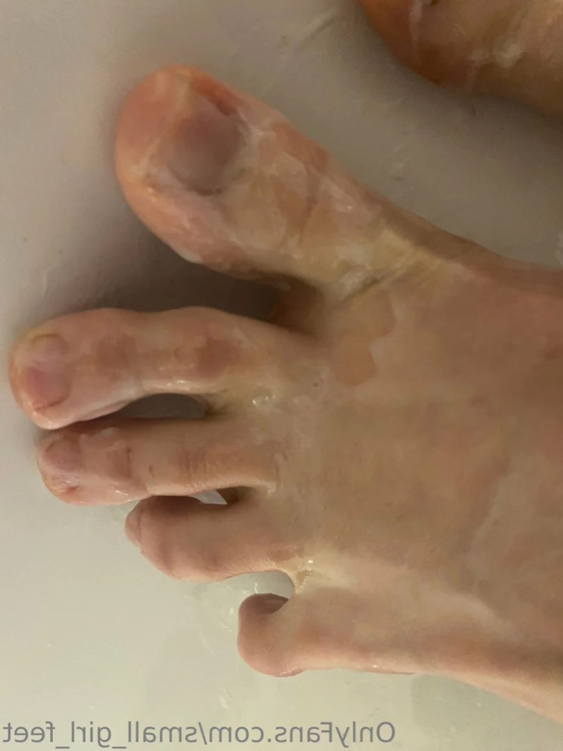 small_girl_feet Onlyfans leaked photo 11979248 on Hotleaks.tv