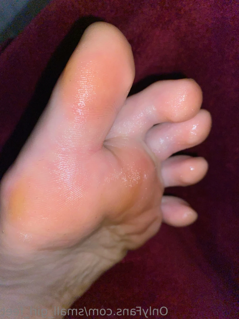small_girl_feet Onlyfans leaked photo 11979312 on Hotleaks.tv