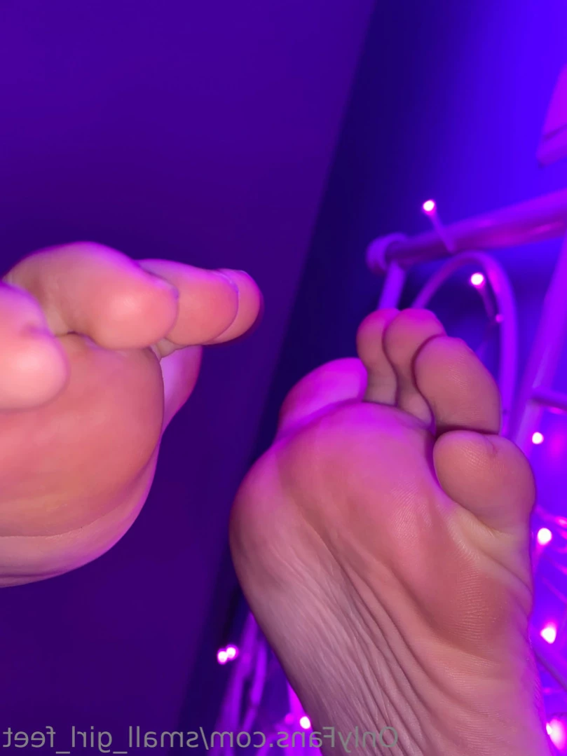 small_girl_feet Onlyfans leaked photo 12007051 on Hotleaks.tv