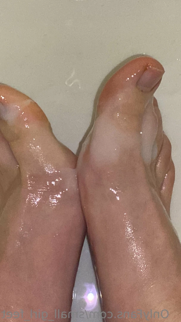 small_girl_feet Onlyfans leaked photo 12007053 on Hotleaks.tv