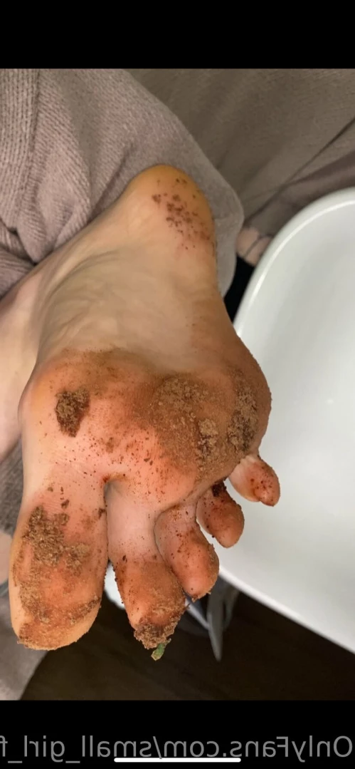 small_girl_feet Onlyfans leaked photo 12007094 on Hotleaks.tv