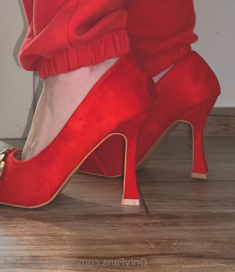 small_girl_feet Onlyfans leaked photo 12007127 on Hotleaks.tv