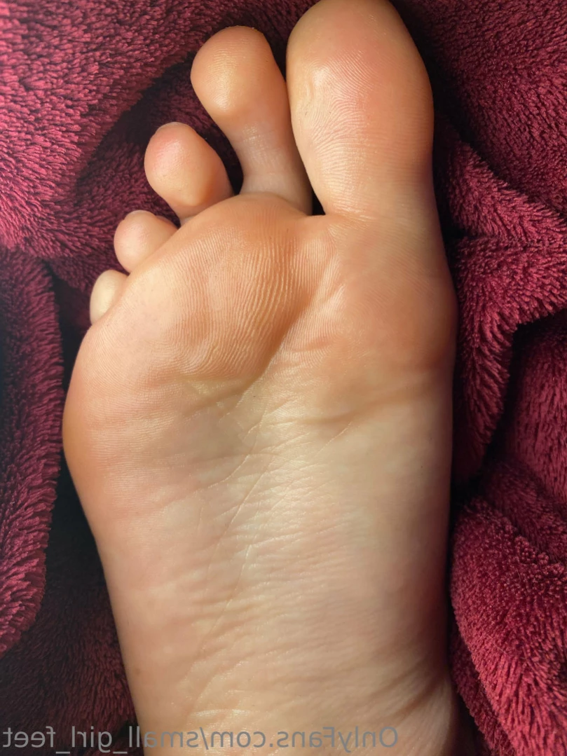 small_girl_feet Onlyfans leaked photo 12491246 on Hotleaks.tv