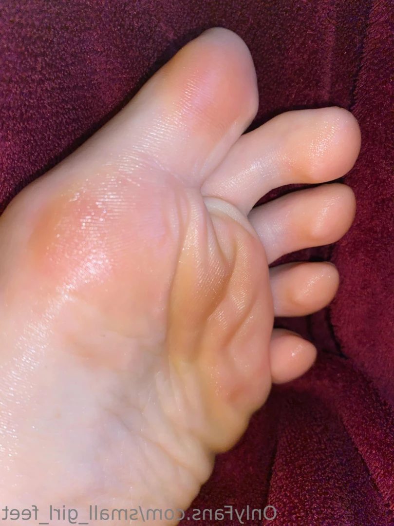 small_girl_feet Onlyfans leaked photo 13970677 on Hotleaks.tv