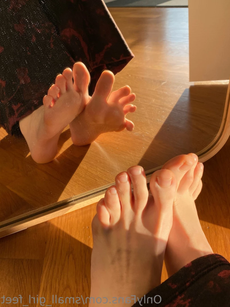 small_girl_feet Onlyfans leaked photo 15403284 on Hotleaks.tv