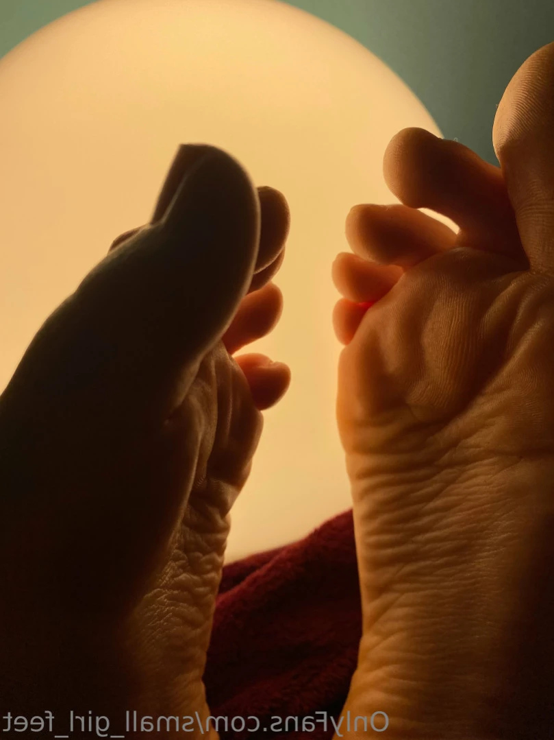 small_girl_feet Onlyfans leaked photo 16032237 on Hotleaks.tv