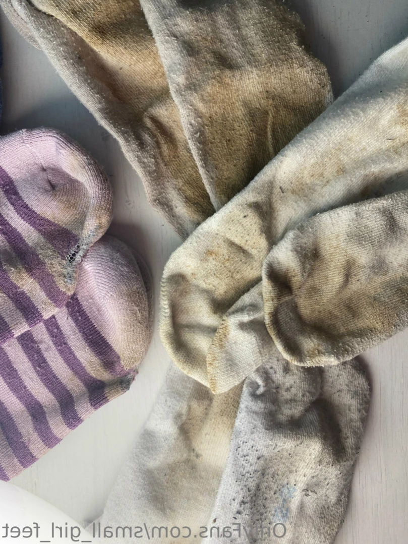 small_girl_feet Onlyfans leaked photo 16053092 on Hotleaks.tv