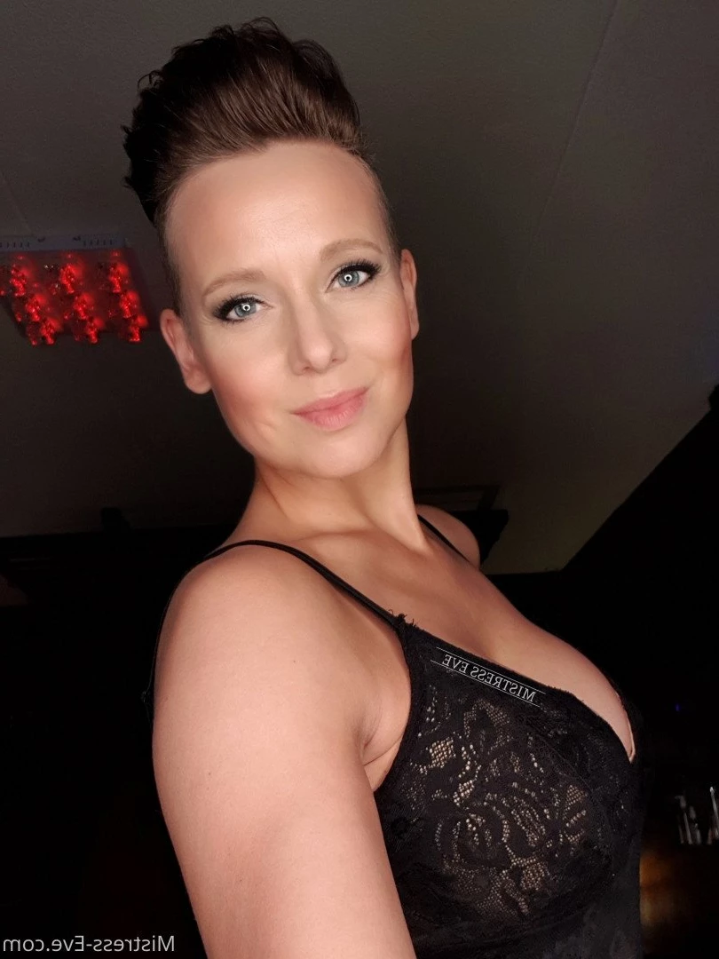Mistress Eve [ mistress-eve ] Onlyfans leaked photo 823092 on Hotleaks.tv
