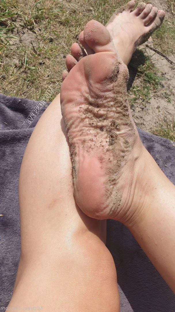 Mistress Eve [ mistress-eve ] Onlyfans leaked photo 823180 on Hotleaks.tv