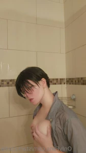 13657693