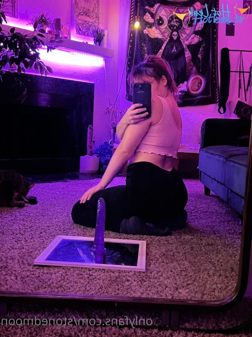 princess moon 🌙 [ stonedmoon ] Onlyfans leaked photo 13404506 on Hotleaks.tv