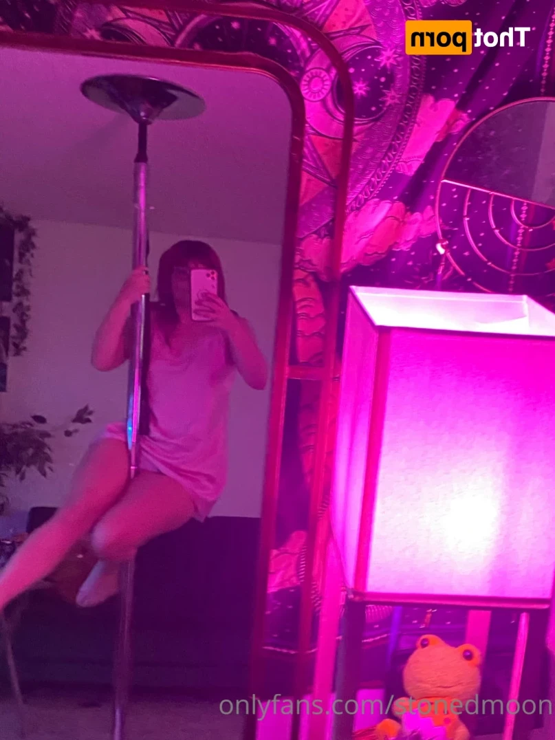 princess moon 🌙 [ stonedmoon ] Onlyfans leaked photo 14567421 on Hotleaks.tv