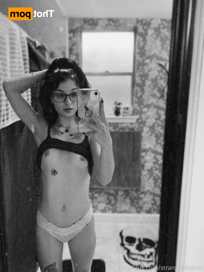 Goddess strange [ strangelilbabex ] Onlyfans leaked photo 11599402 on Hotleaks.tv