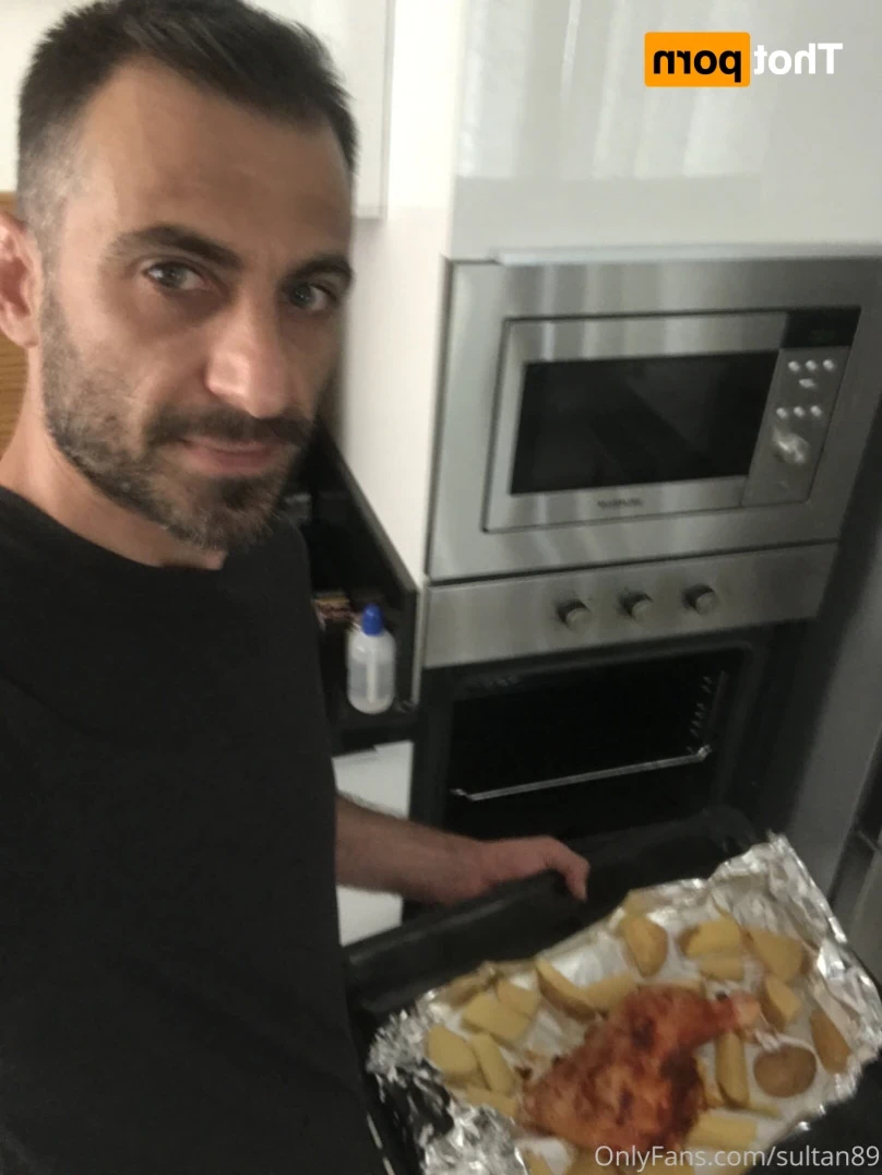 Sultan [ sultan89 ] Onlyfans leaked photo 12408362 on Hotleaks.tv
