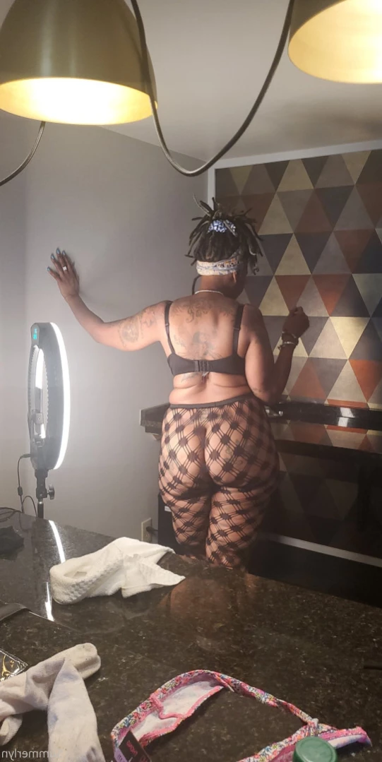 Summer Lyn [ summerlyn ] Onlyfans leaked photo 15631223 on Hotleaks.tv
