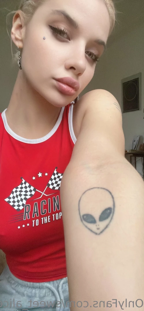 sweet_aliceee Onlyfans leaked photo 15630887 on Hotleaks.tv