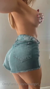 10800536