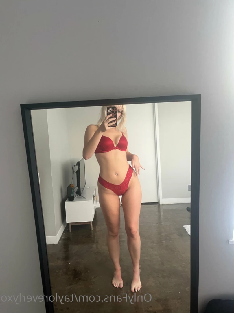 tayloreverlyxo Onlyfans leaked photo 11922836 on Hotleaks.tv
