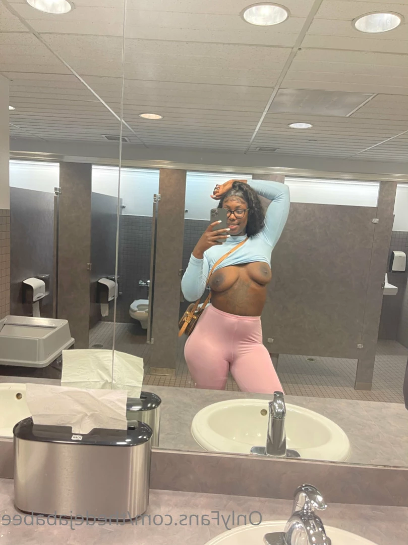 Dejababe🌹 [ thedejababee ] Onlyfans leaked photo 13882942 on Hotleaks.tv