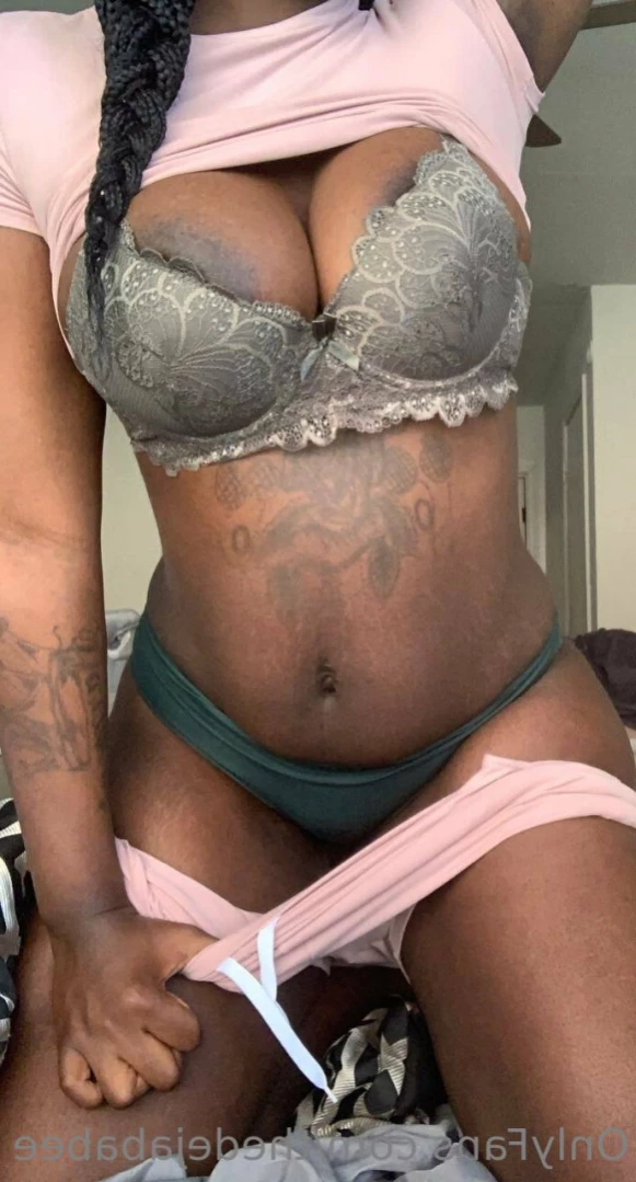 Dejababe🌹 [ thedejababee ] Onlyfans leaked photo 14083661 on Hotleaks.tv