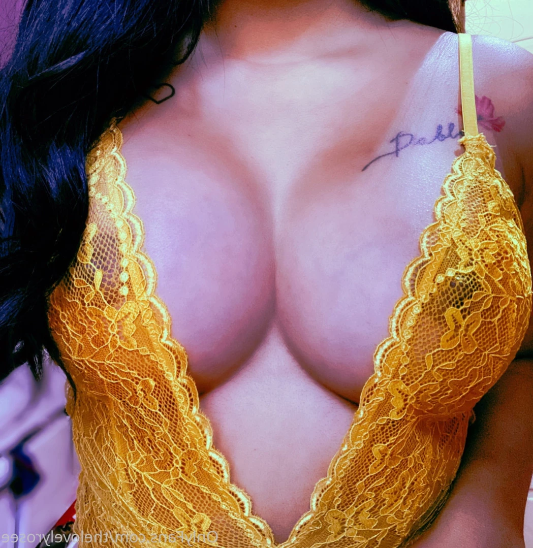 thelovelyrose🥀 [ thelovelyrosee ] Onlyfans leaked photo 12414853 on Hotleaks.tv