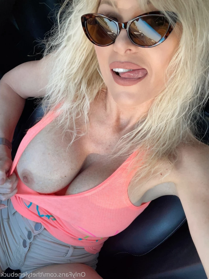 💋𝕋𝕙𝕖 𝕋𝕪𝕝𝕖𝕟𝕖 𝔹𝕦𝕔𝕜💋 [ thetylenebuck ] Onlyfans leaked photo 14463394 on Hotleaks.tv