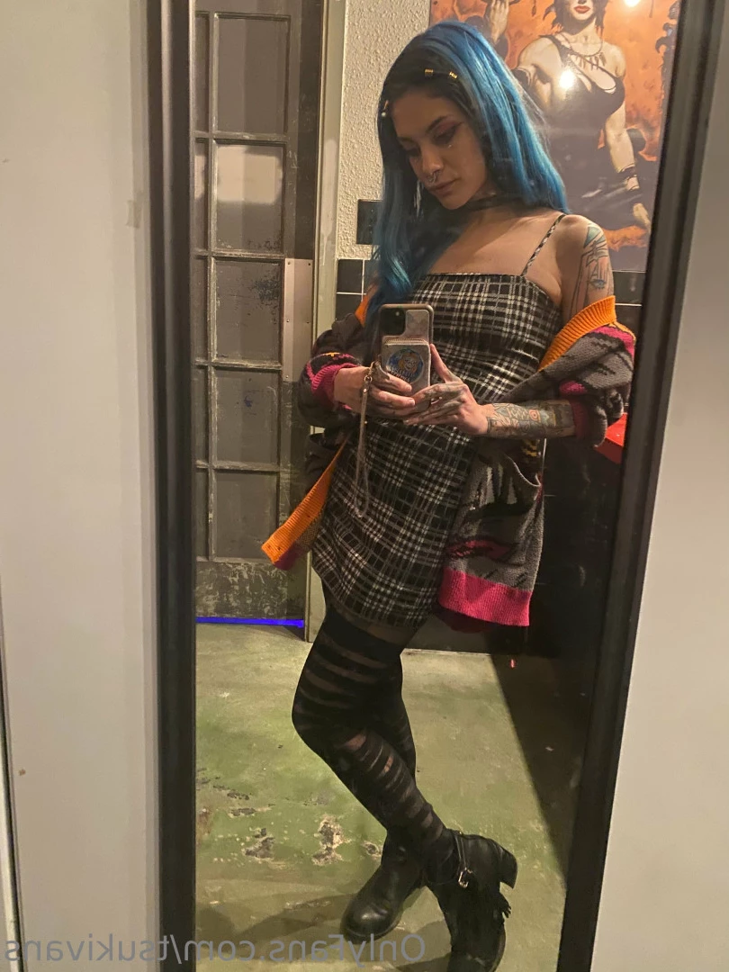 Tsuki Vans [ tsukivans ] Onlyfans leaked photo 12347419 on Hotleaks.tv