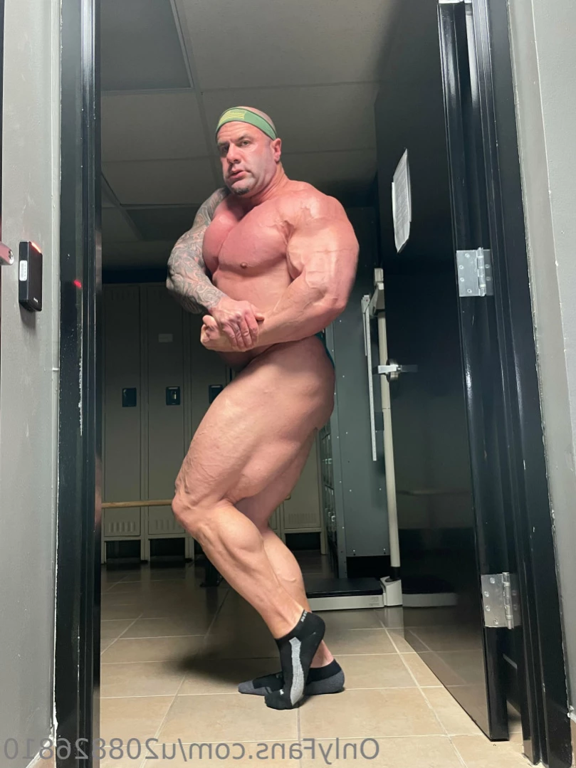 BaldBull [ u208826810 ] Onlyfans leaked photo 13421307 on Hotleaks.tv