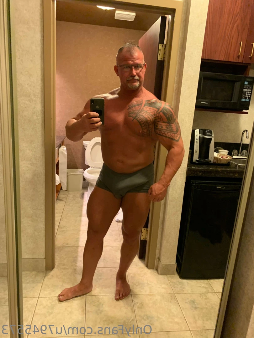 Bob Donoghue [ u7945573 ] Onlyfans leaked photo 12348383 on Hotleaks.tv