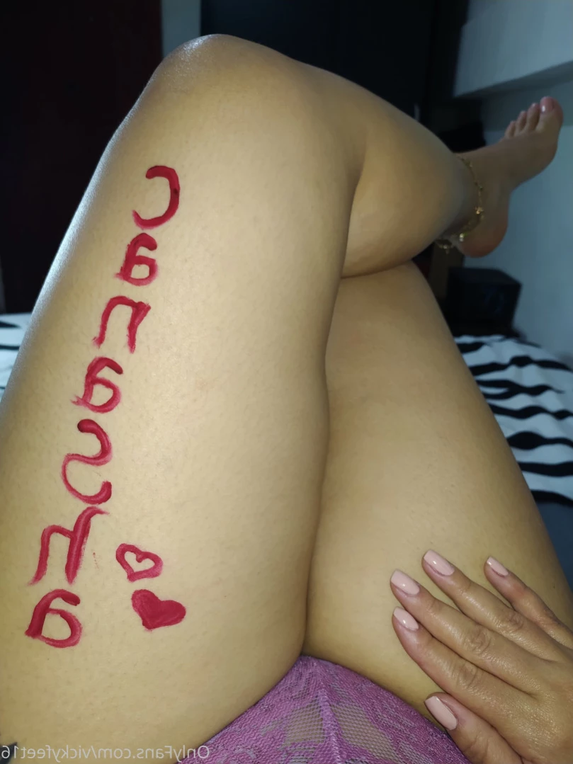 vickyfeet16 Onlyfans leaked photo 14686477 on Hotleaks.tv