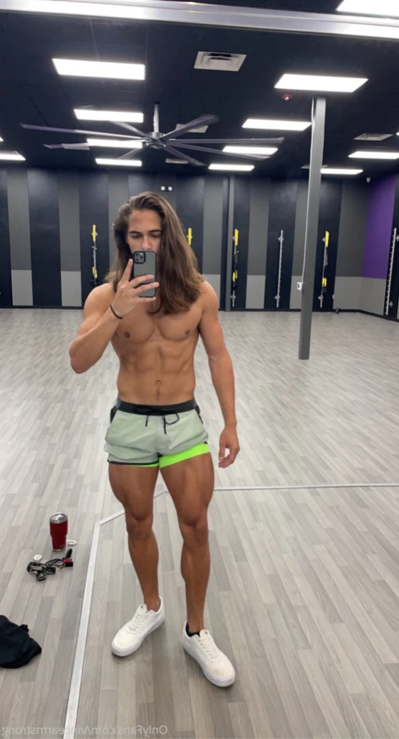 Vince [ vincearmstrong ] Onlyfans leaked photo 10917387 on Hotleaks.tv
