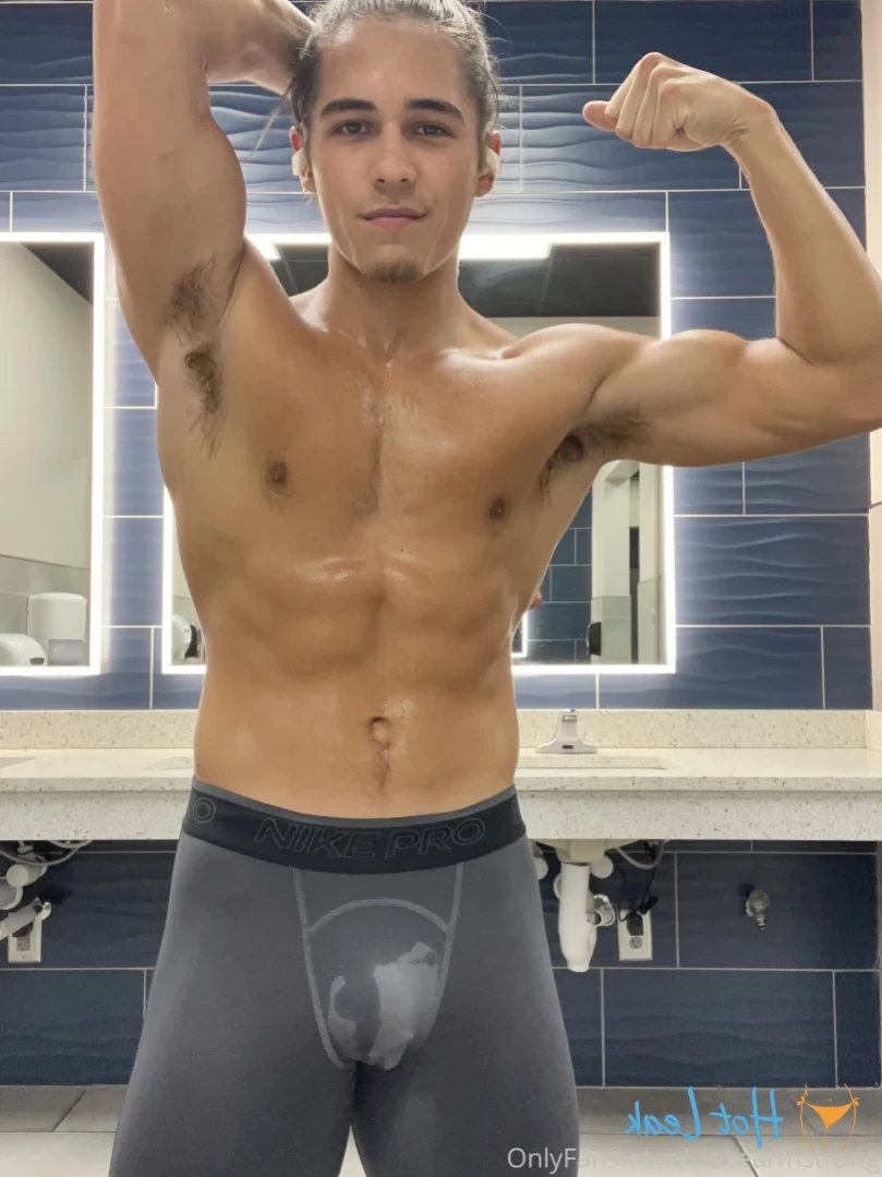 Vince [ vincearmstrong ] Onlyfans leaked photo 12368767 on Hotleaks.tv