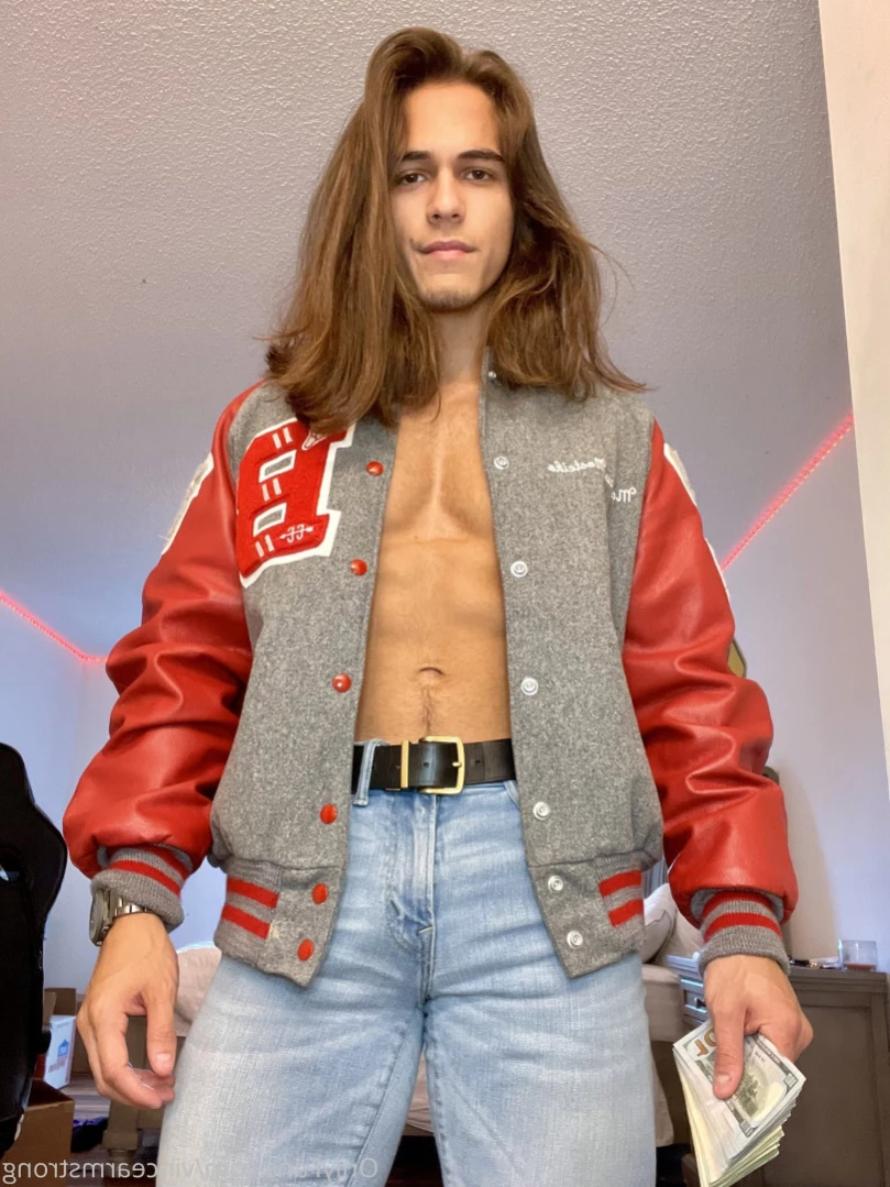 Vince [ vincearmstrong ] Onlyfans leaked photo 12377301 on Hotleaks.tv