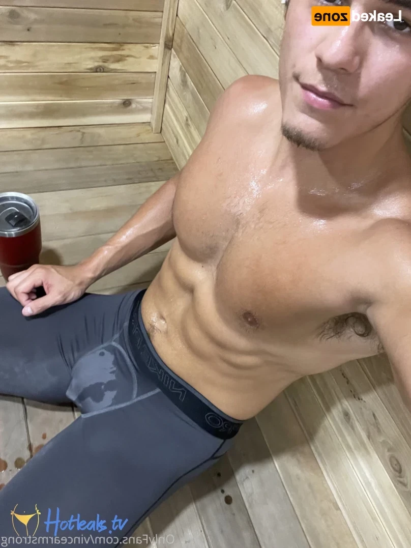 Vince [ vincearmstrong ] Onlyfans leaked photo 15834150 on Hotleaks.tv
