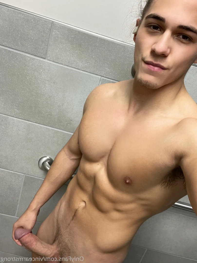 Vince [ vincearmstrong ] Onlyfans leaked photo 16110351 on Hotleaks.tv