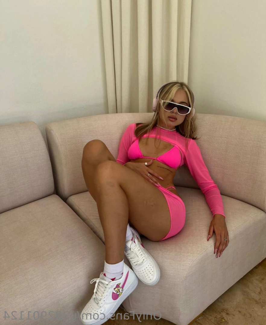 Vanessa❤️ [ vvanessa_v ] Onlyfans leaked photo 13968688 on Hotleaks.tv