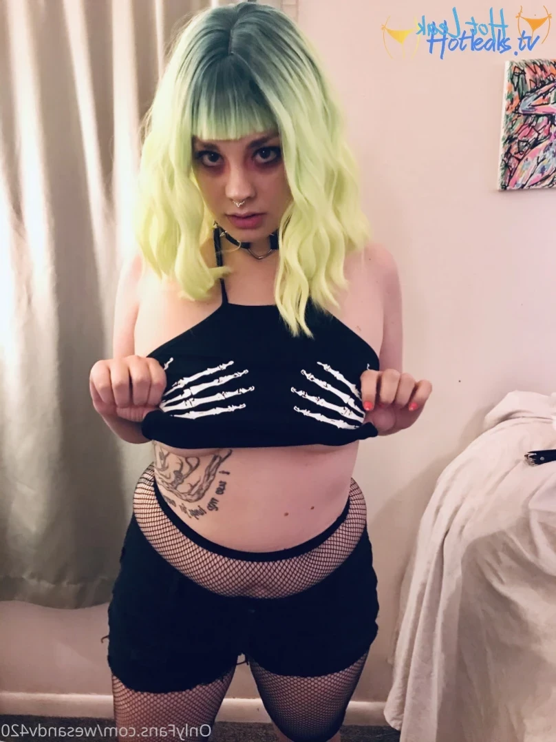 wesandv420 Onlyfans leaked photo 11010421 on Hotleaks.tv