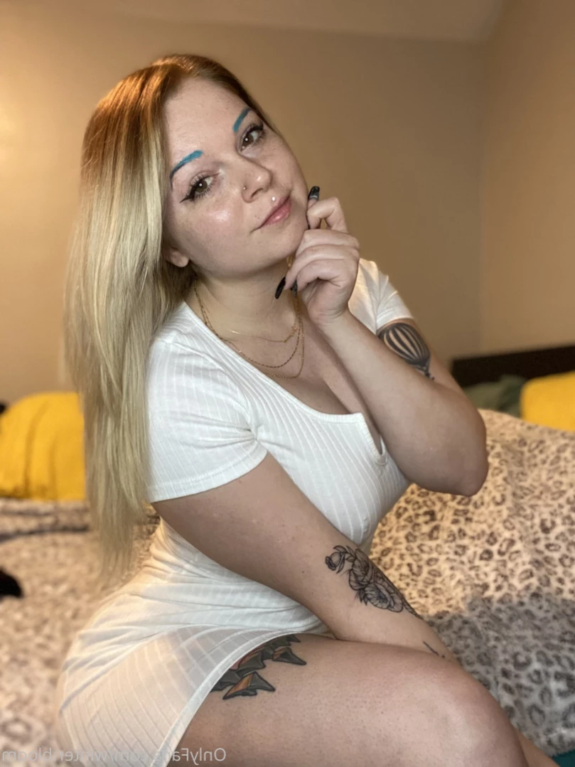 Winter Bloom [ winter.bloom ] Onlyfans leaked photo 11582480 on Hotleaks.tv