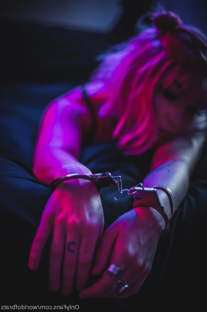 𝙩𝙞𝙣𝙠 ✧ [ worldofbrats ] Onlyfans leaked photo 11900039 on Hotleaks.tv