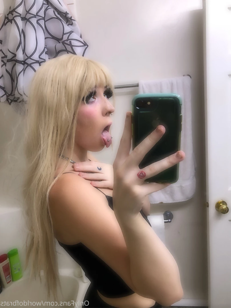𝙩𝙞𝙣𝙠 ✧ [ worldofbrats ] Onlyfans leaked photo 11934467 on Hotleaks.tv