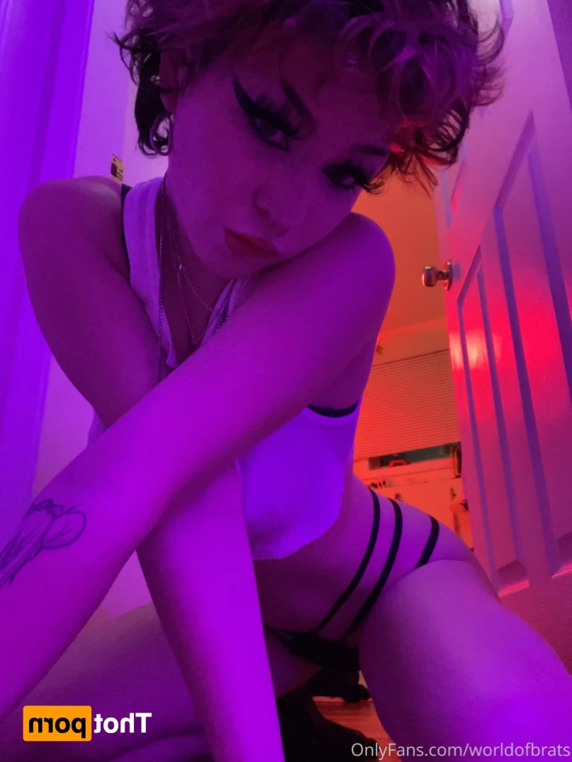 𝙩𝙞𝙣𝙠 ✧ [ worldofbrats ] Onlyfans leaked photo 11944199 on Hotleaks.tv