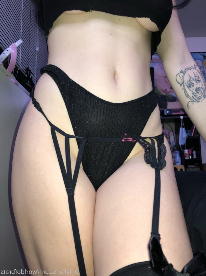 𝙩𝙞𝙣𝙠 ✧ [ worldofbrats ] Onlyfans leaked photo 11958036 on Hotleaks.tv