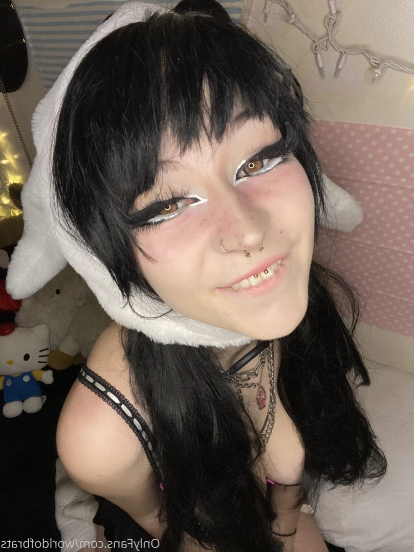 𝙩𝙞𝙣𝙠 ✧ [ worldofbrats ] Onlyfans leaked photo 11999521 on Hotleaks.tv