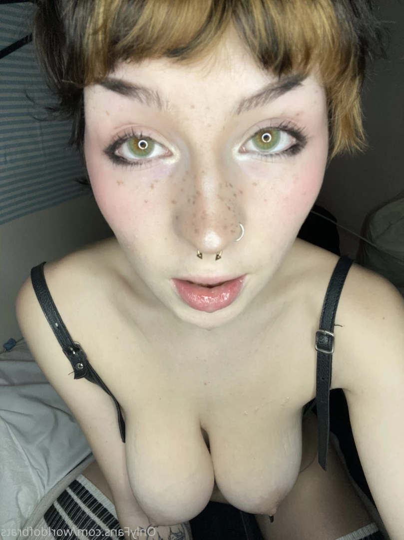 𝙩𝙞𝙣𝙠 ✧ [ worldofbrats ] Onlyfans leaked photo 12358694 on Hotleaks.tv