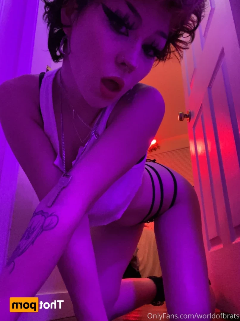 𝙩𝙞𝙣𝙠 ✧ [ worldofbrats ] Onlyfans leaked photo 13878169 on Hotleaks.tv