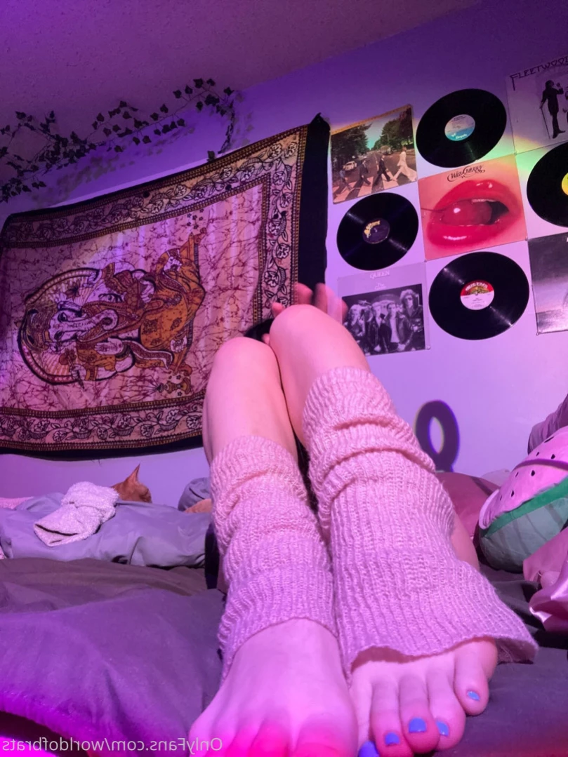 𝙩𝙞𝙣𝙠 ✧ [ worldofbrats ] Onlyfans leaked photo 14583308 on Hotleaks.tv
